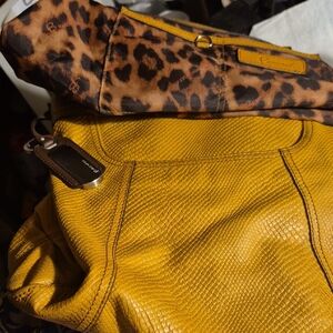 B. Makowski Tan Leather Big Purse